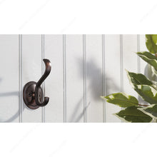 Load image into Gallery viewer, Classic Metal Hook BP84025BORB